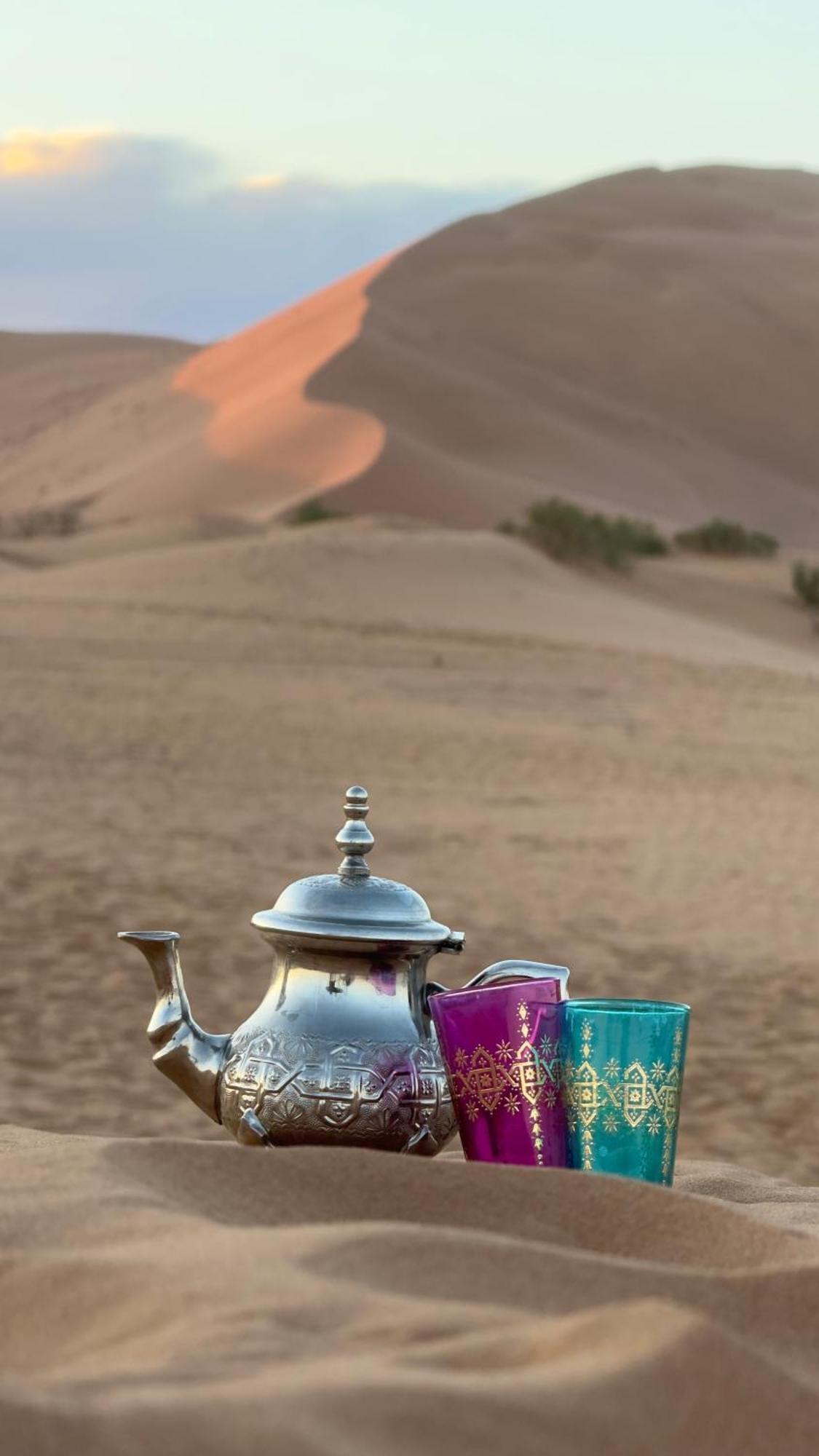 Hotel Royal Luxury Camp Merzouga Esterno foto