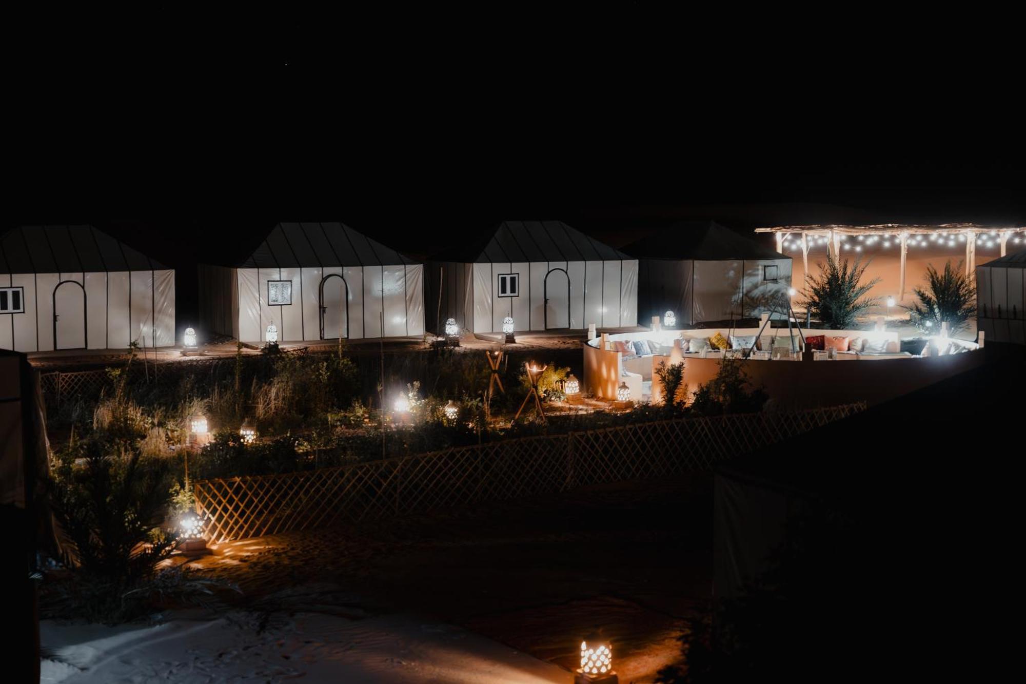 Hotel Royal Luxury Camp Merzouga Esterno foto