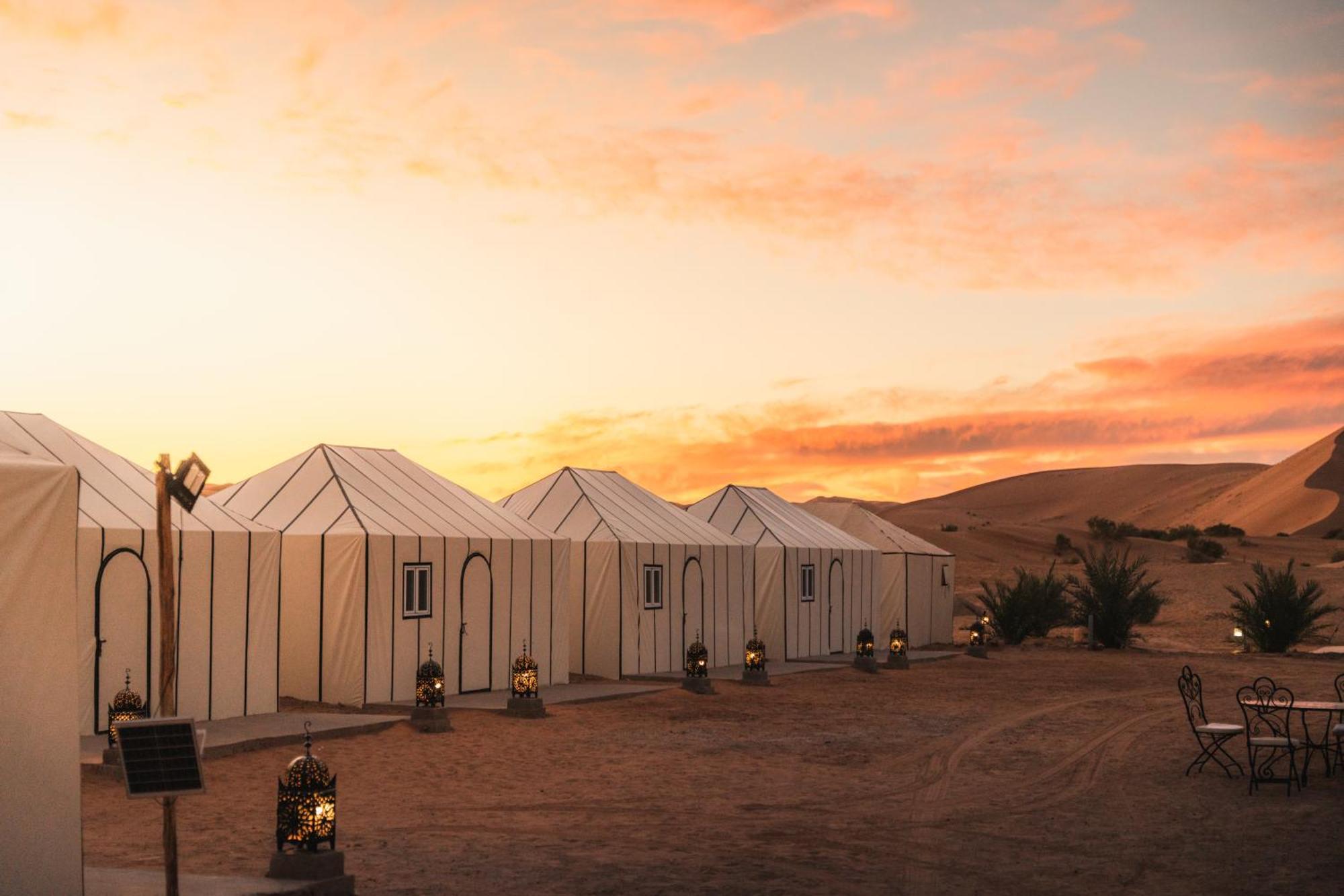 Hotel Royal Luxury Camp Merzouga Esterno foto
