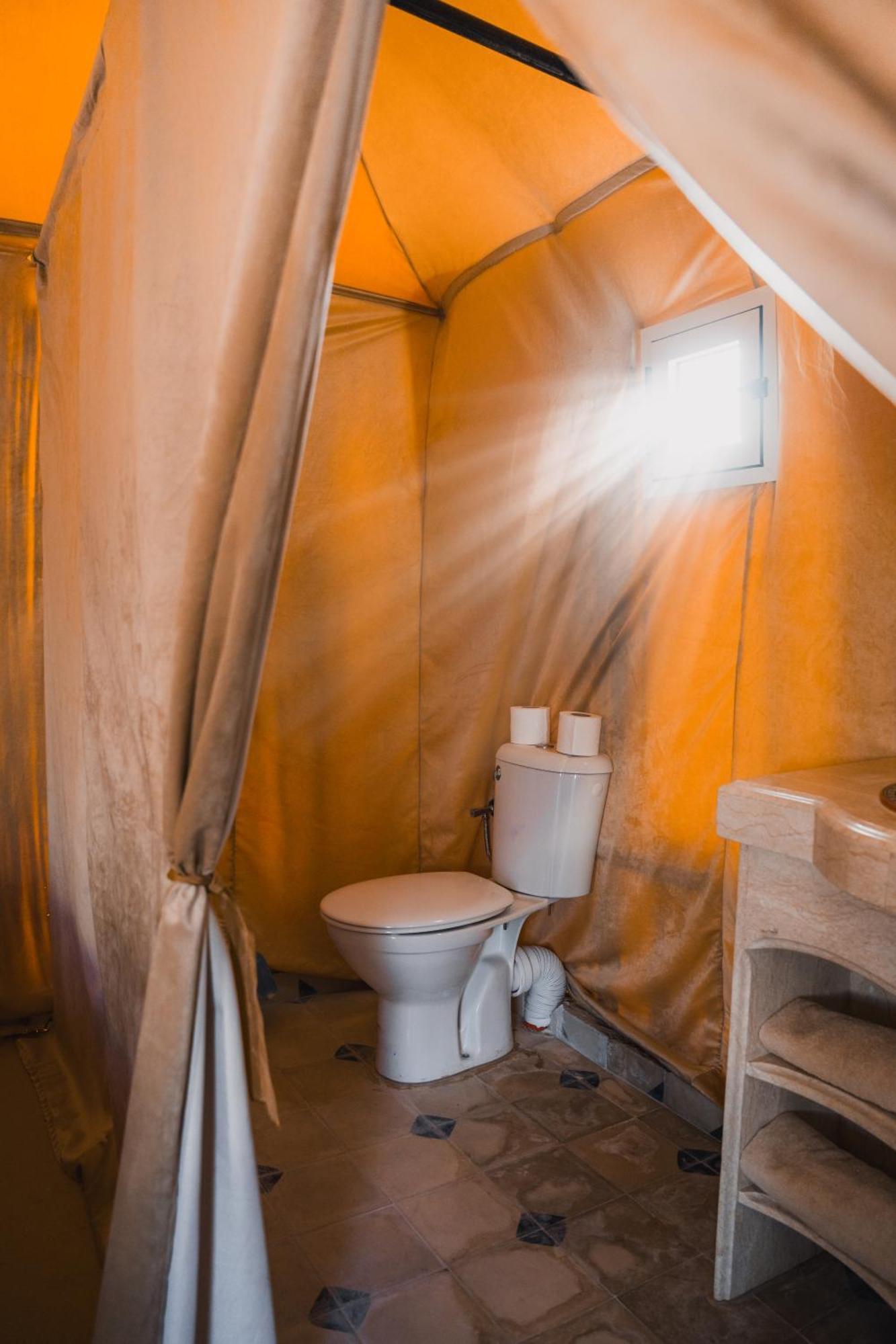 Hotel Royal Luxury Camp Merzouga Esterno foto